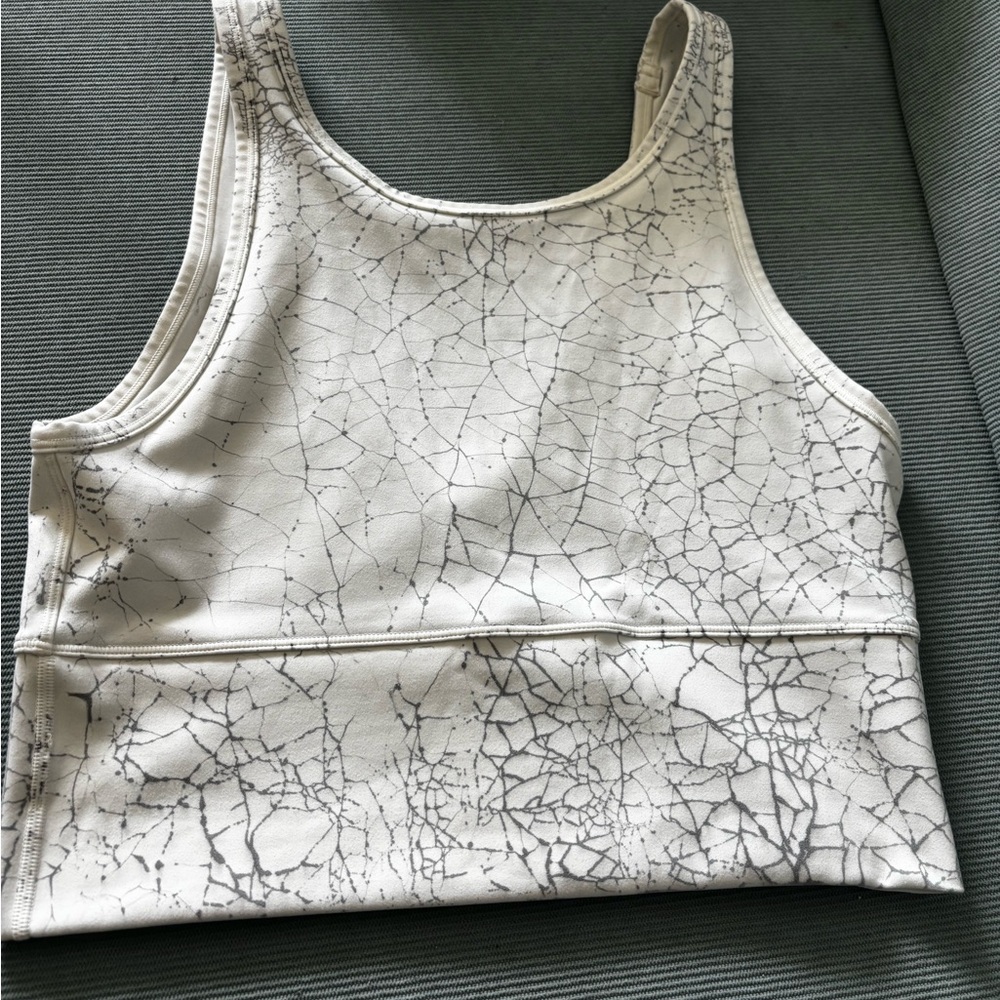 Lululemon White and Black Crackle Pattern Tank Top